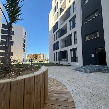 Marelia Apartment *