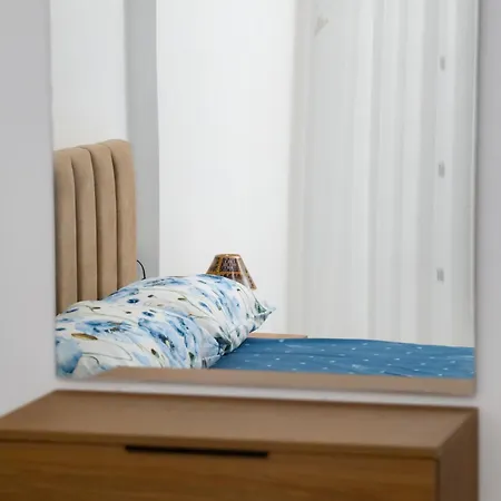Marelia Apartment *
